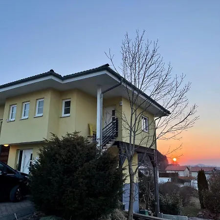 Ferien in Holz - Fühle die Gemütlichkeit Enjoy Schörfling Exterior foto