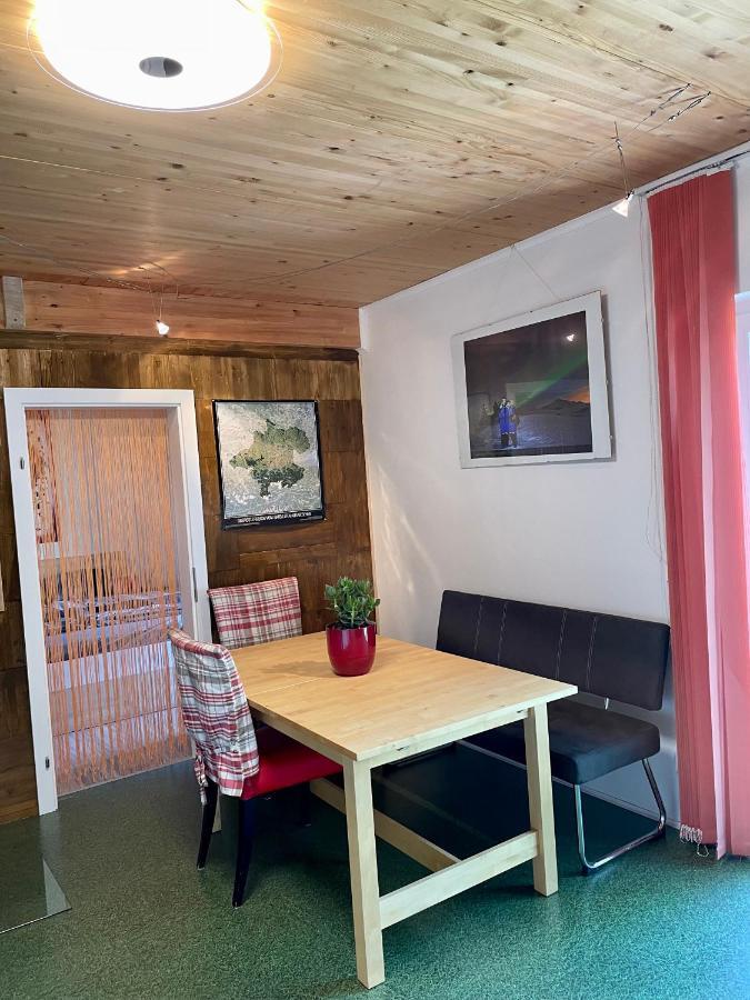 Apartment Ferien In Holz - Fuehle Gemuetlichkeit Enjoy Schoerfling